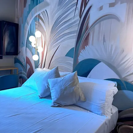 Rock Crystal Boutique Hotel 4*
