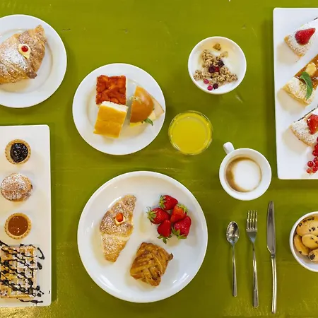 Hotel Rock Crystal Boutique