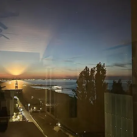 ホテル Rock Crystal Boutique