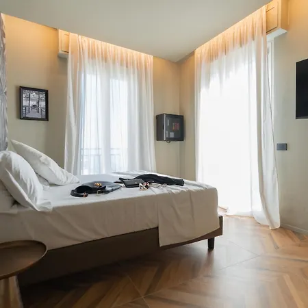 Avra Boutique Hotel - Rock Crystal 4*