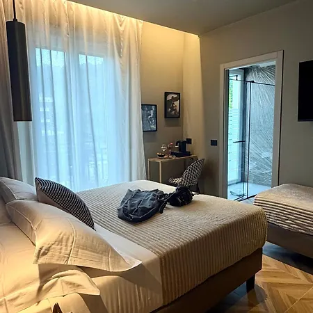 Hotel Rock Crystal Boutique